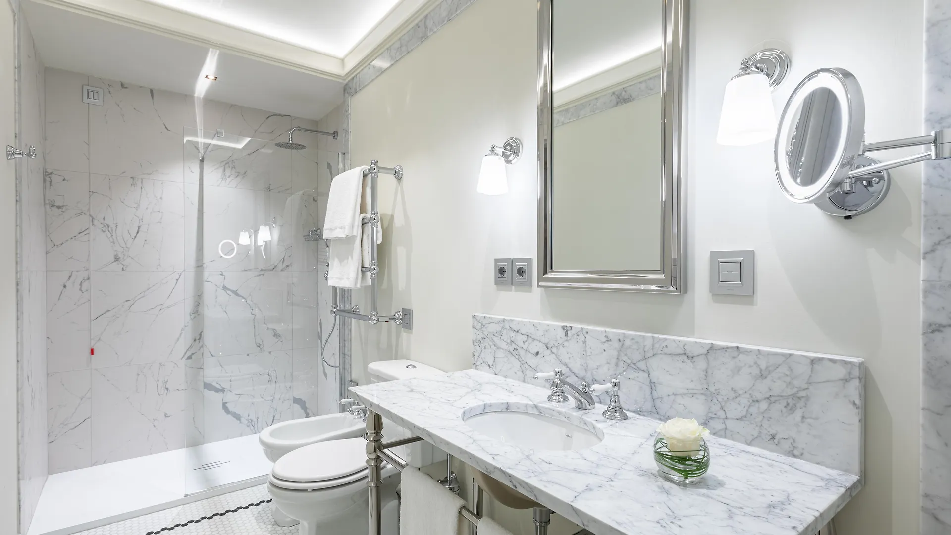 Room Mate Collection Filippo, Rome-Fontana Di Trevi Italy