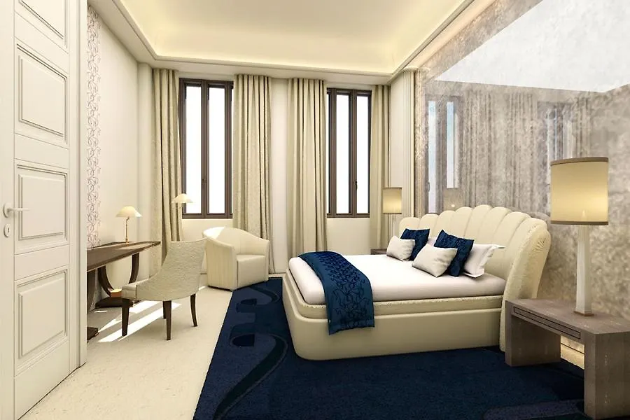 Room Mate Collection Filippo, Rome-Fontana Di Trevi 4*, Rome Italy