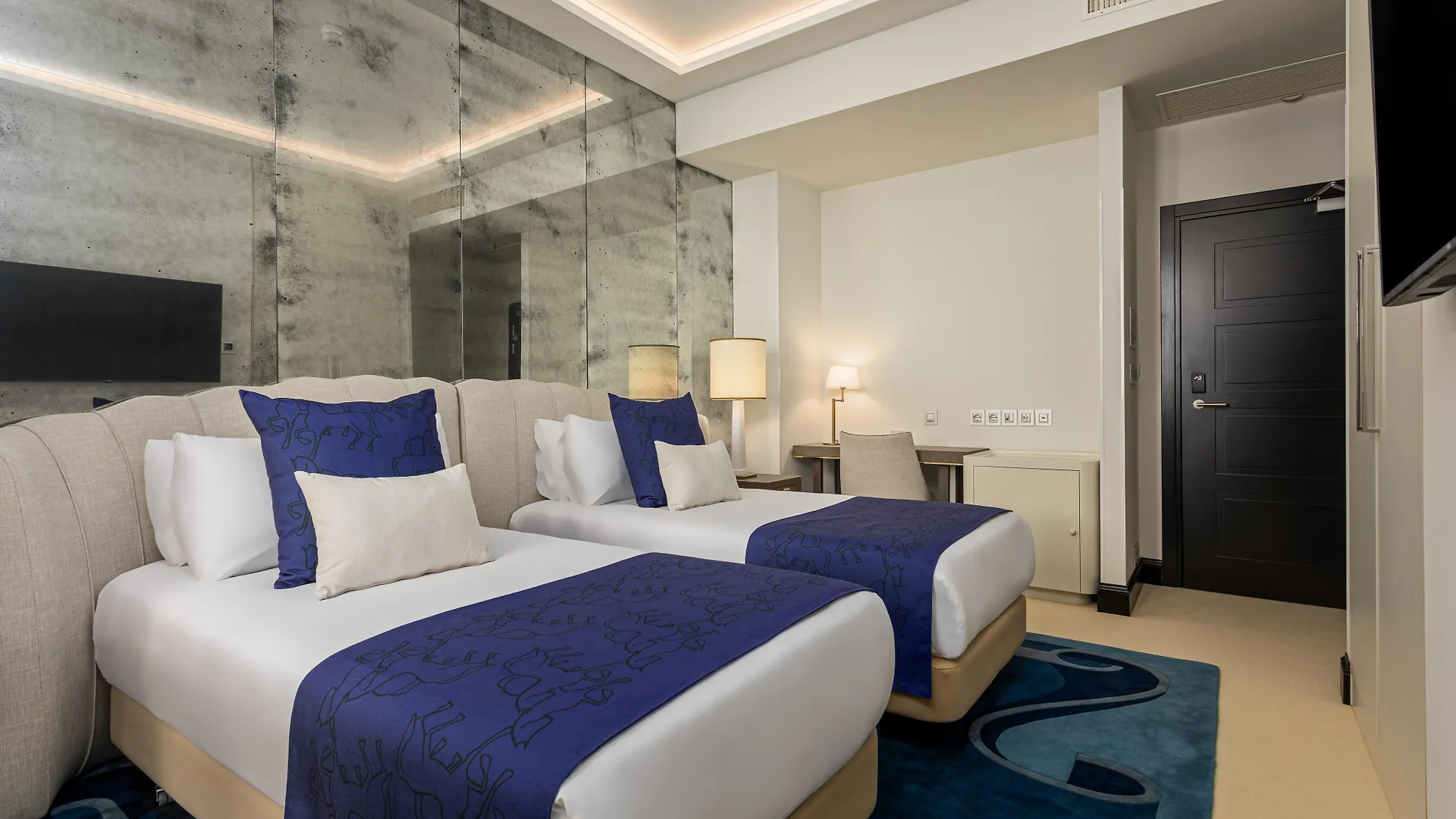 Room Mate Collection Filippo, Rome-Fontana Di Trevi 4*, Roma İtalya